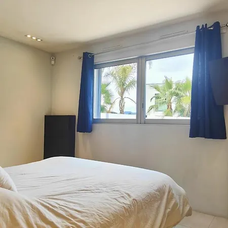 Lovely With Swimming Pool For 6 People Villa