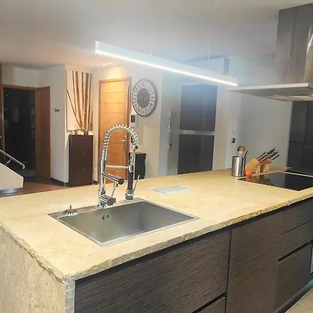 Lovely With Swimming Pool For 6 People * Fréjus